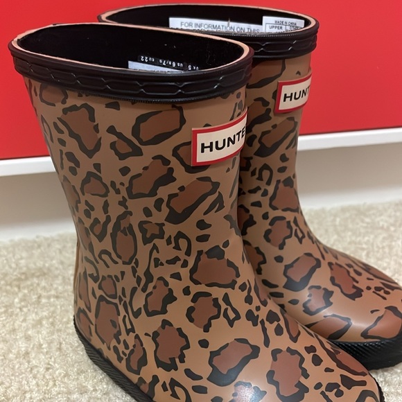 Hunter NWT baby girl size 6 classic leopard print rain boots. boots - Picture 5 of 11